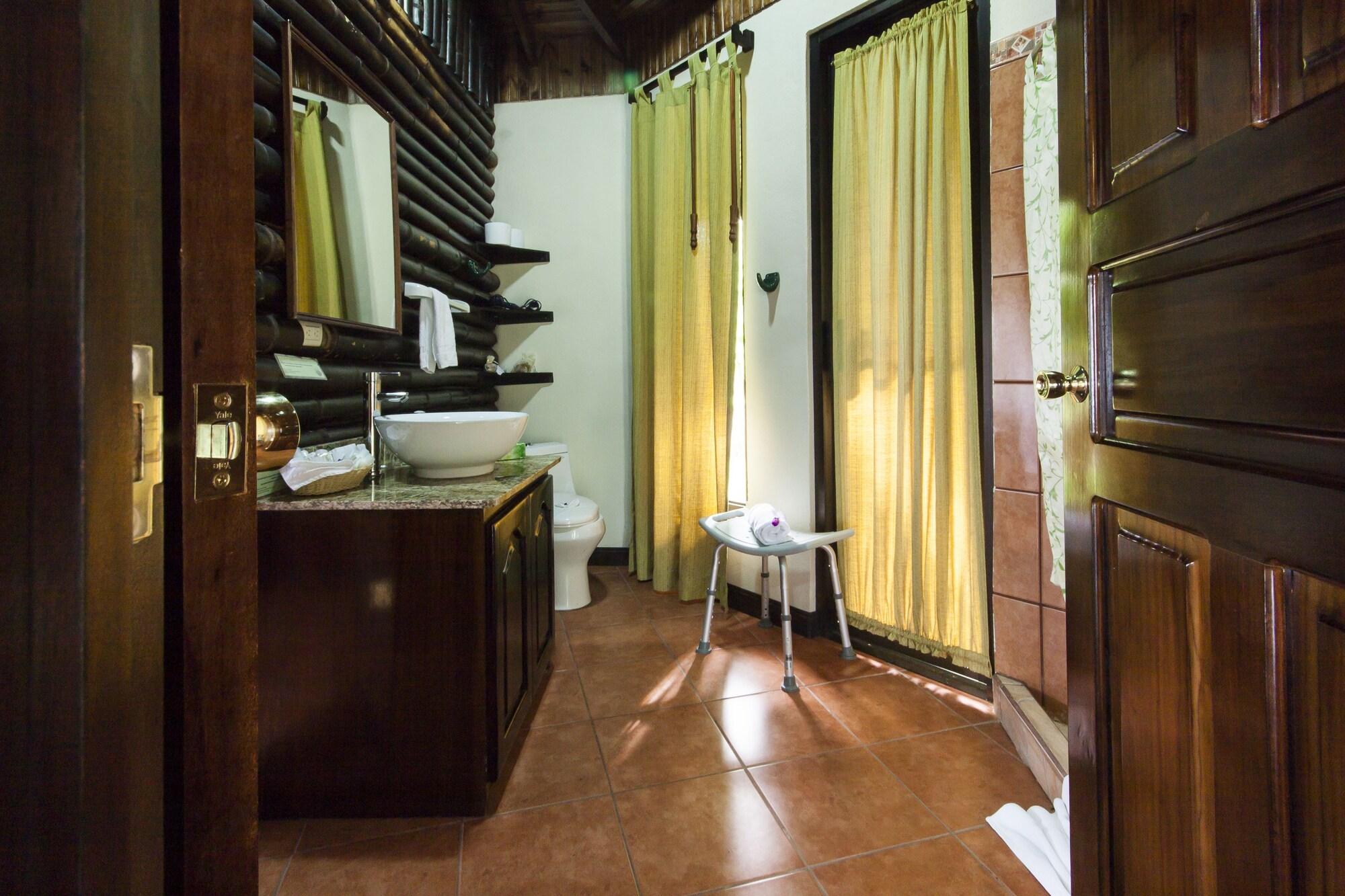 Arenal Waterfall Lodge Eksteriør billede