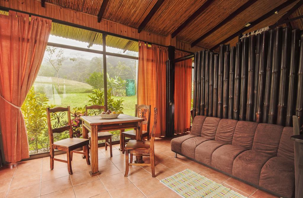 Arenal Waterfall Lodge Eksteriør billede